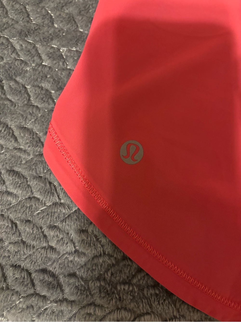 Lululemon Razorback Tank Top - Picture 3 of 3